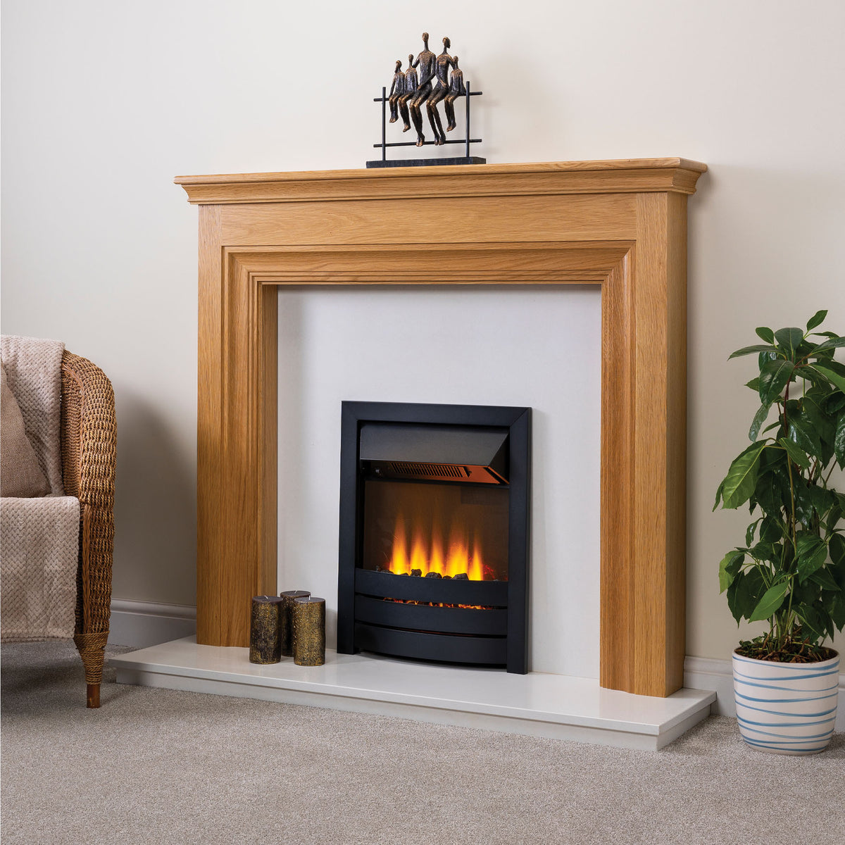 Focus Emmerdale manufacturer image 4
